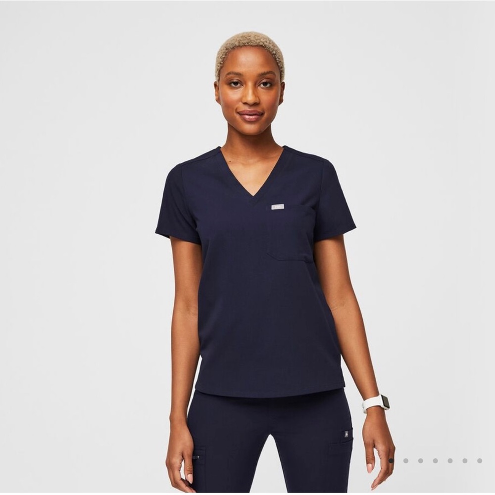 Figs Catarina One-Pocket Scrub Top